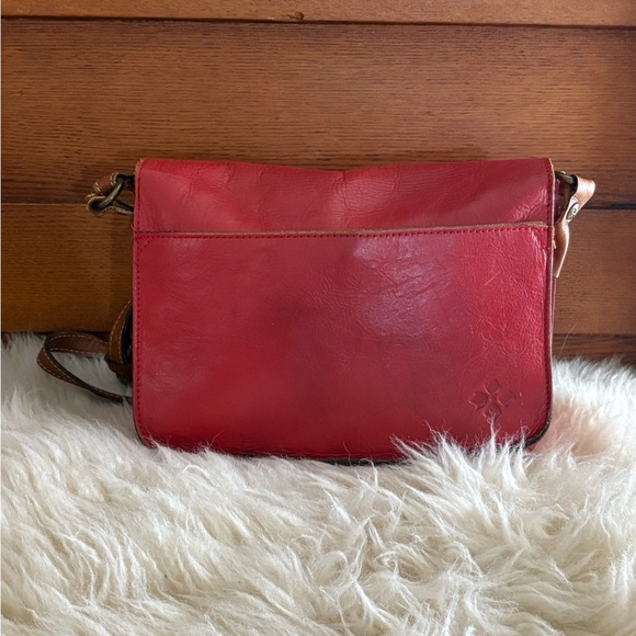 Patricia Nash Raspberry Leather Floral Embossed Crossbody Bag - Picture 4 of 9